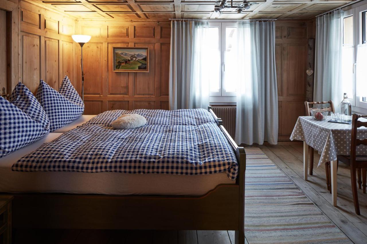 Nostalgie Bed & Breakfast Chraemerhus Curaglia エクステリア 写真