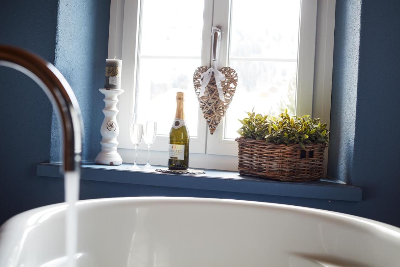 Nostalgie Bed & Breakfast Chraemerhus Curaglia エクステリア 写真